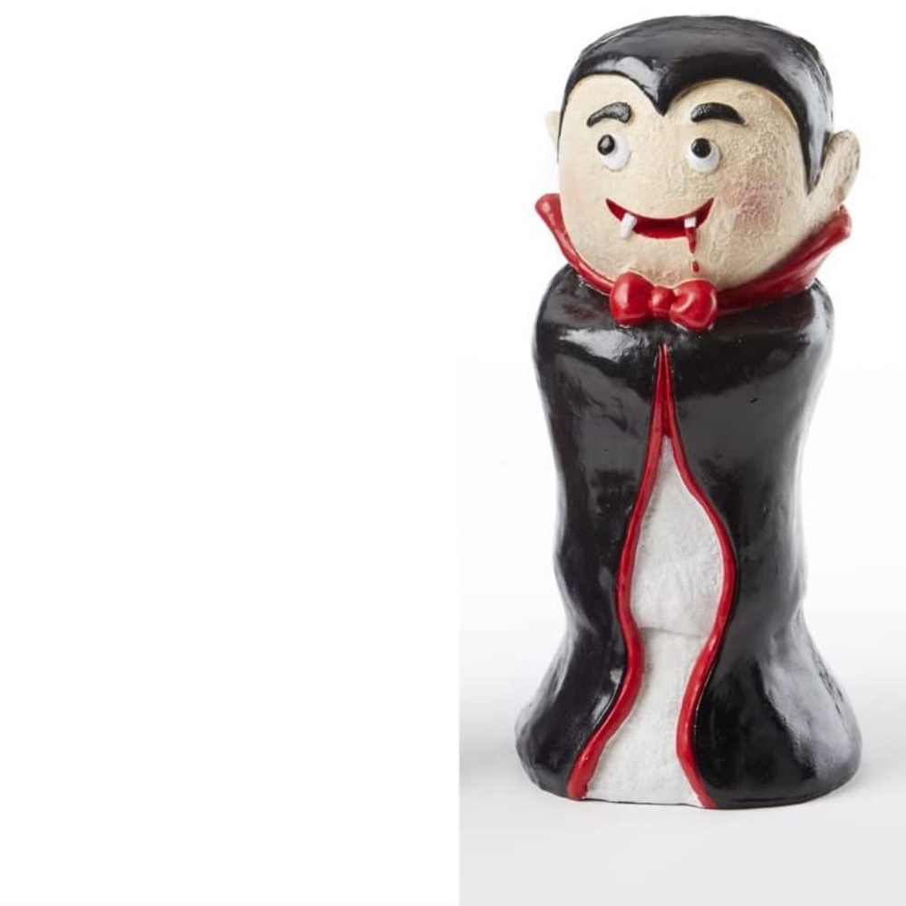 Halloween Figurine Resin Vampire   Dracula  Figurine  New